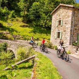 Une virée volcanique à vélo