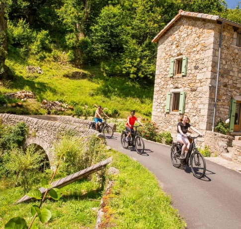 Une virée volcanique à vélo