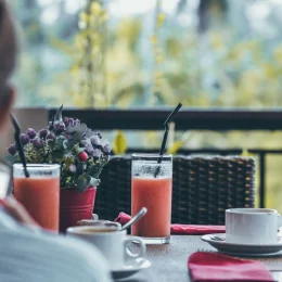 Terrasse de restaurant en Ardèche