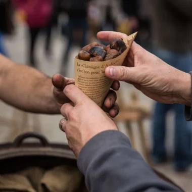 Les castagnades, fêtes de la Châtaigne, à Antraigues, en ardèche