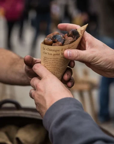 Les castagnades, fêtes de la Châtaigne, à Antraigues, en ardèche