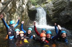 Canyoning Ardèche en famille demi-journée Azéro